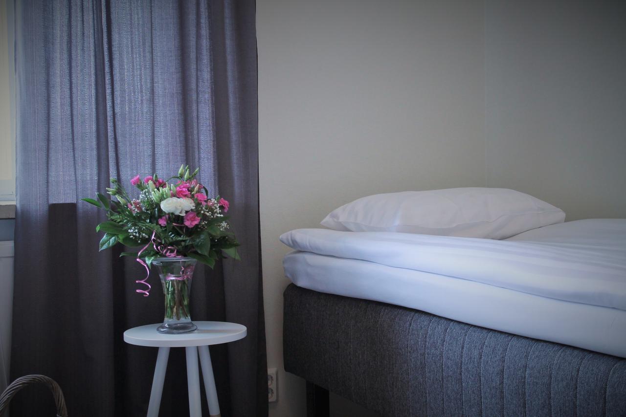 Kartanohostel Annacatharina 사본린나 외부 사진